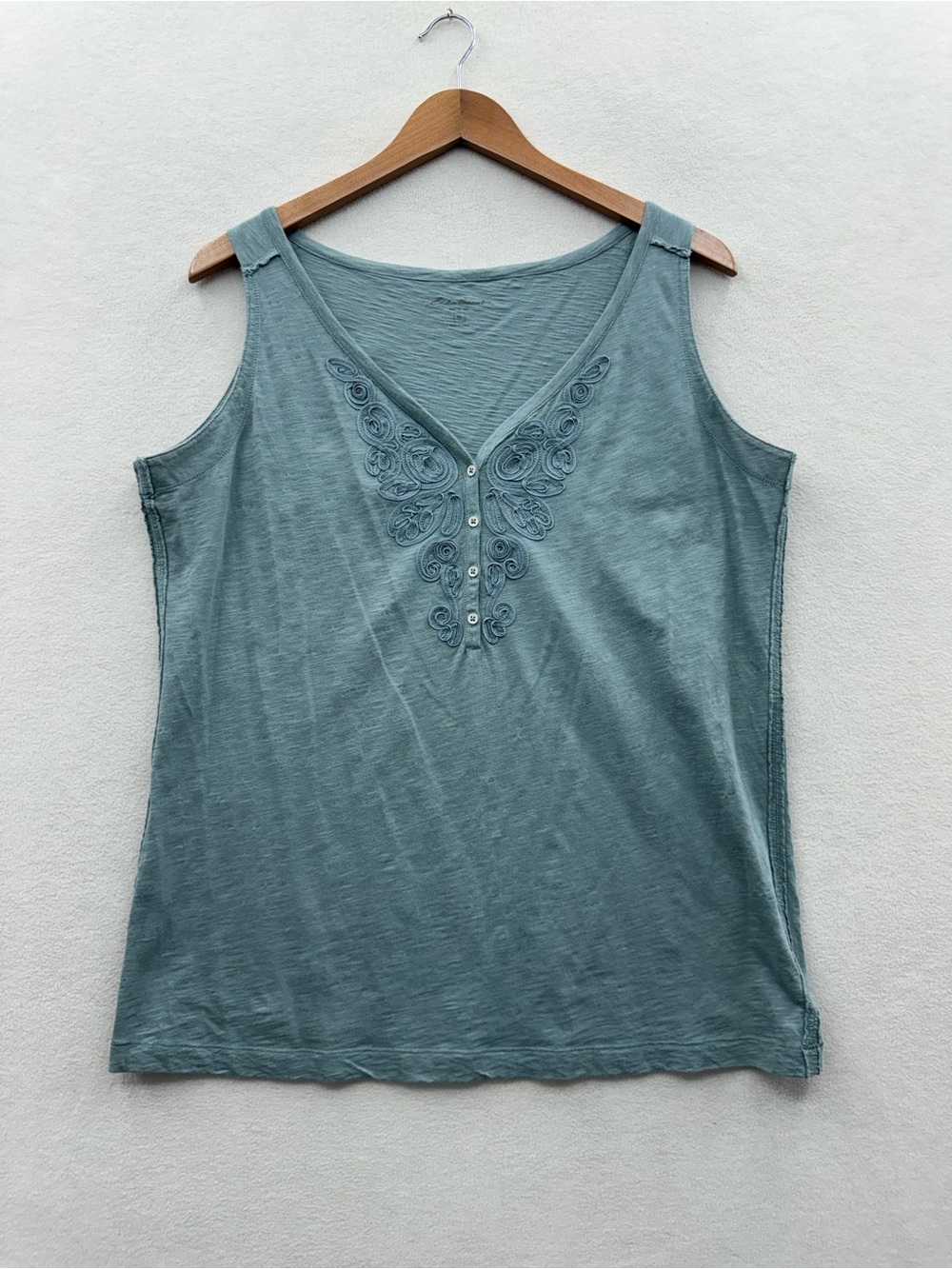 Eddie Bauer Women's XL Button Front Appliqué Tank Top Green